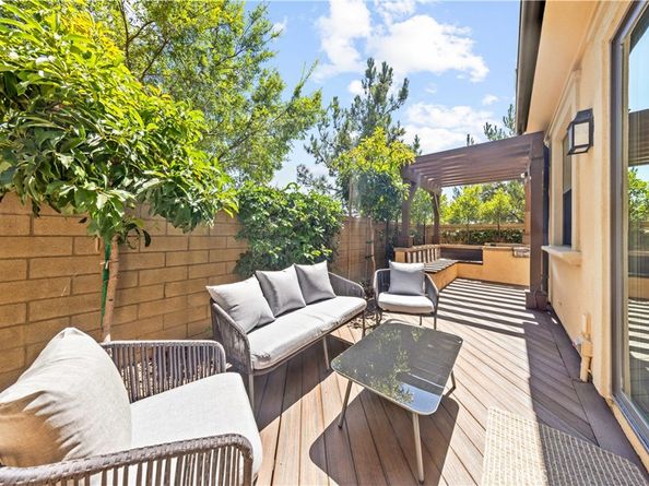 120 Crimson Oak, Irvine CA 92620