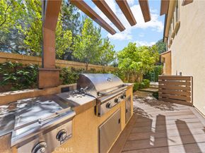 120 Crimson Oak, Irvine CA 92620