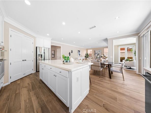 120 Crimson Oak, Irvine CA 92620