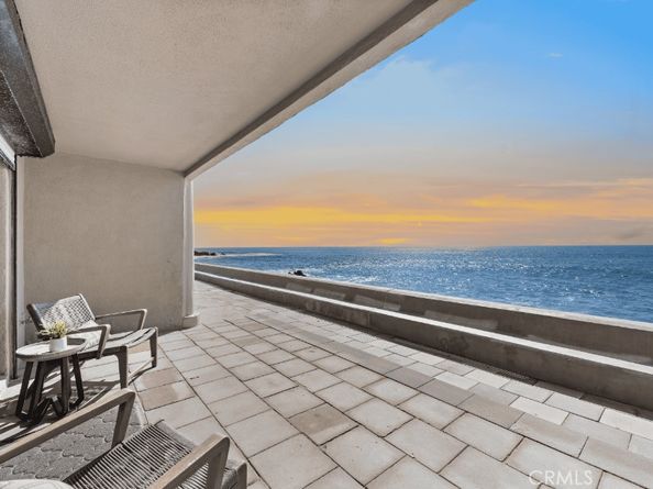 89 Blue Lagoon Villa, Laguna Beach CA 92651