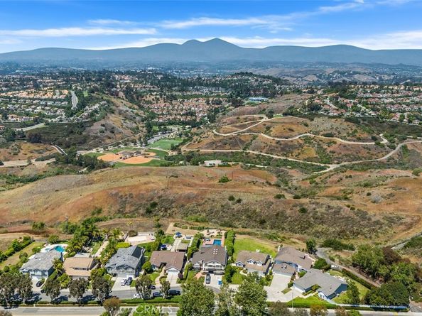 31 Russell, Laguna Niguel CA 92677