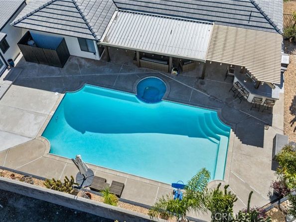 207 E Blue Mountain, Claremont CA 91711