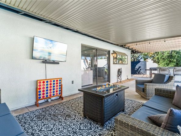 207 E Blue Mountain, Claremont CA 91711