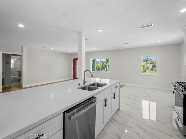 4251 Gundry, Long Beach CA 90807