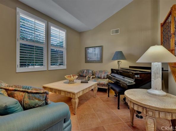 19 Calle De Arena, Rancho Santa Margarita CA 92688