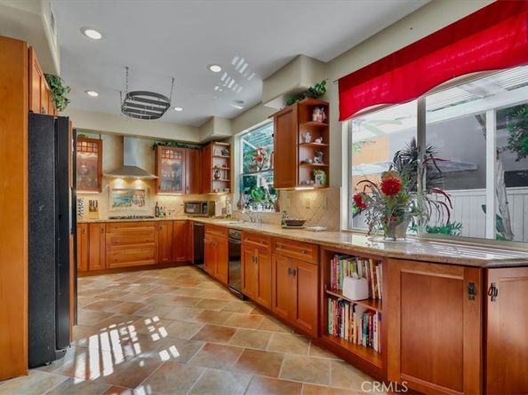 19 Calle De Arena, Rancho Santa Margarita CA 92688