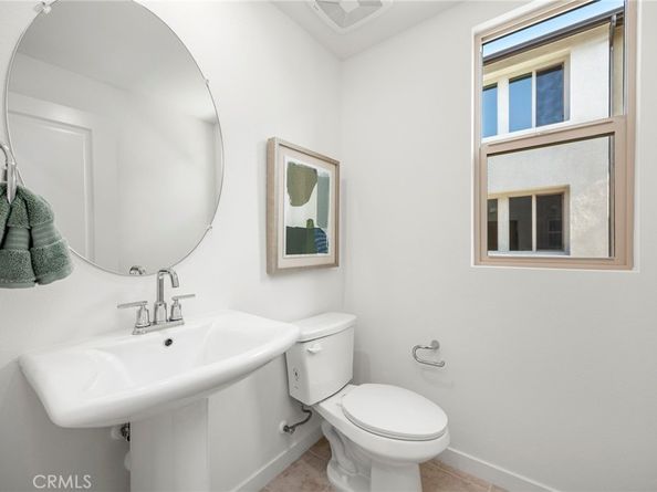 1664 Via De La Luna, Placentia CA 92870