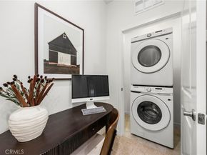 1664 Via De La Luna, Placentia CA 92870