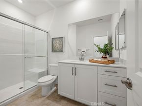 1664 Via De La Luna, Placentia CA 92870