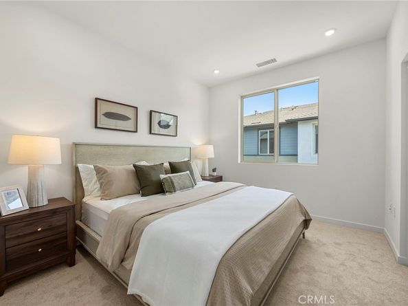 1664 Via De La Luna, Placentia CA 92870