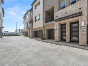 1664 Via De La Luna, Placentia CA 92870
