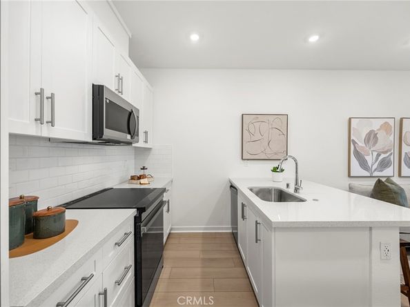 1664 Via De La Luna, Placentia CA 92870