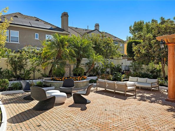 18 Bel Spring, Irvine CA 92602