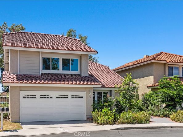 30 Entrada W, Irvine CA 92620
