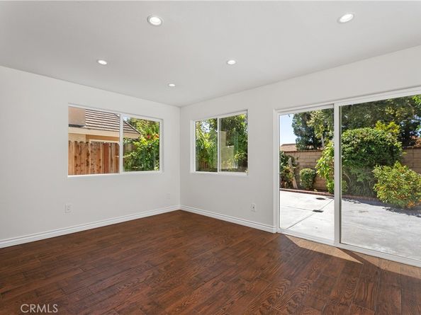 30 Entrada W, Irvine CA 92620