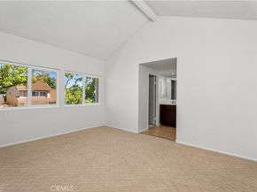 30 Entrada W, Irvine CA 92620