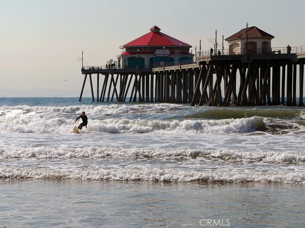 17612 Wrightwood Lane, Huntington Beach CA 92649