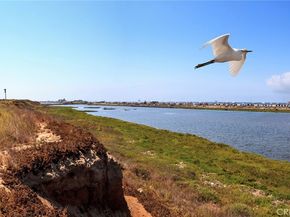 17612 Wrightwood Lane, Huntington Beach CA 92649