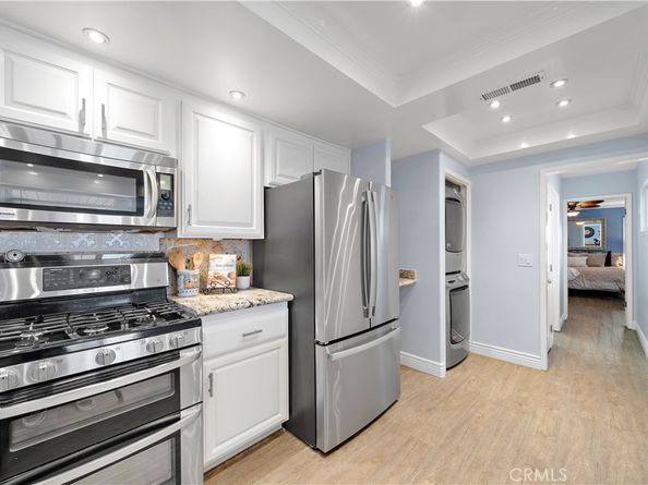 17612 Wrightwood Lane, Huntington Beach CA 92649