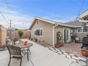 17612 Wrightwood Lane, Huntington Beach CA 92649