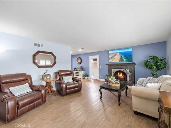 17612 Wrightwood Lane, Huntington Beach CA 92649