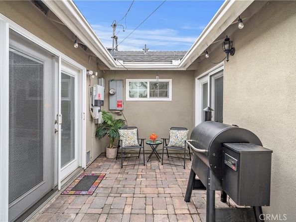 17612 Wrightwood Lane, Huntington Beach CA 92649