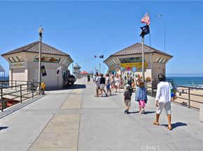 17612 Wrightwood Lane, Huntington Beach CA 92649