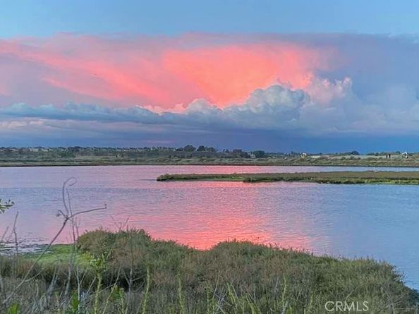 17612 Wrightwood Lane, Huntington Beach CA 92649