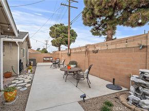 17612 Wrightwood Lane, Huntington Beach CA 92649