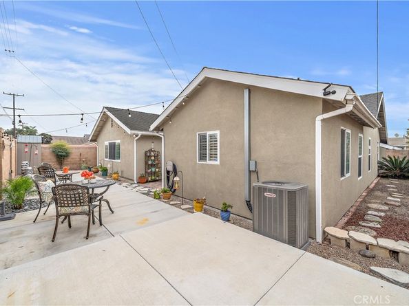 17612 Wrightwood Lane, Huntington Beach CA 92649