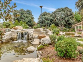 174 Streamwood, Irvine CA 92620