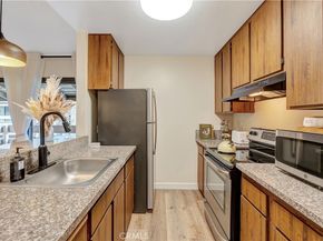 174 Streamwood, Irvine CA 92620