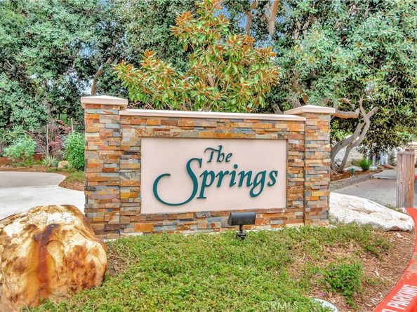 174 Streamwood, Irvine CA 92620