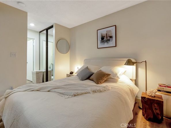 174 Streamwood, Irvine CA 92620