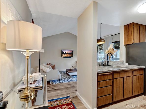 174 Streamwood, Irvine CA 92620