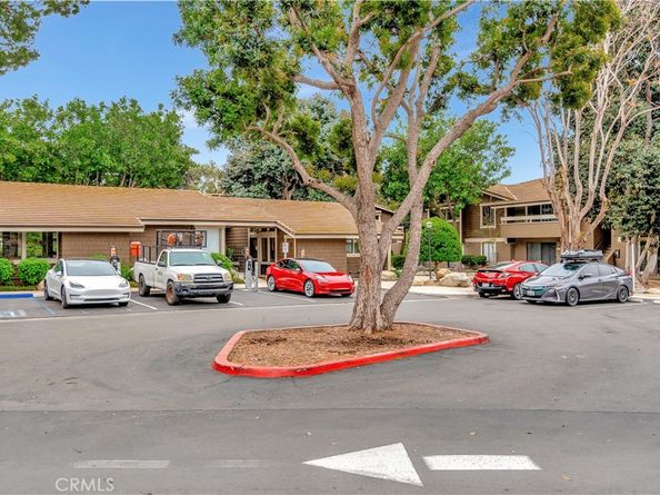 174 Streamwood, Irvine CA 92620