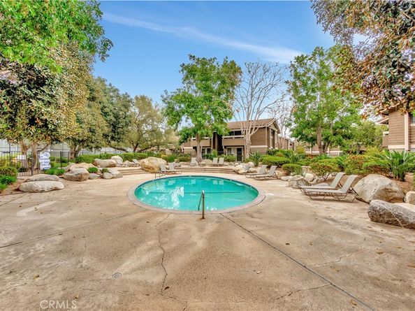 174 Streamwood, Irvine CA 92620