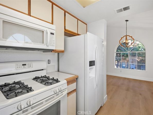 89 Alberti Aisle, Irvine CA 92614