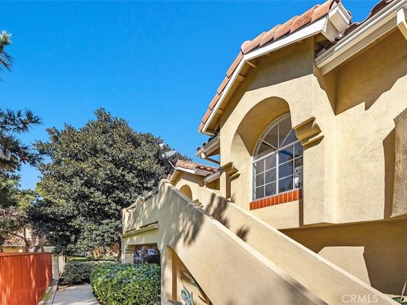 89 Alberti Aisle, Irvine CA 92614