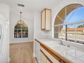 89 Alberti Aisle, Irvine CA 92614