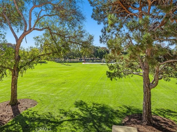 89 Alberti Aisle, Irvine CA 92614