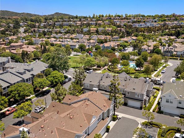 15 Strawflower Street, Ladera Ranch CA 92694