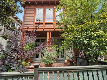 2616 BUNGALOW Place