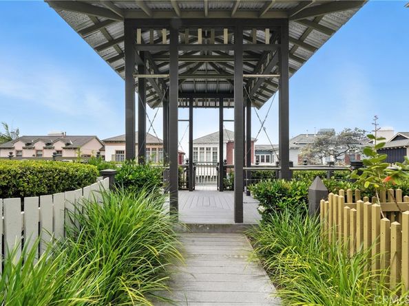 2616 BUNGALOW Place, Corona Del Mar CA 92625