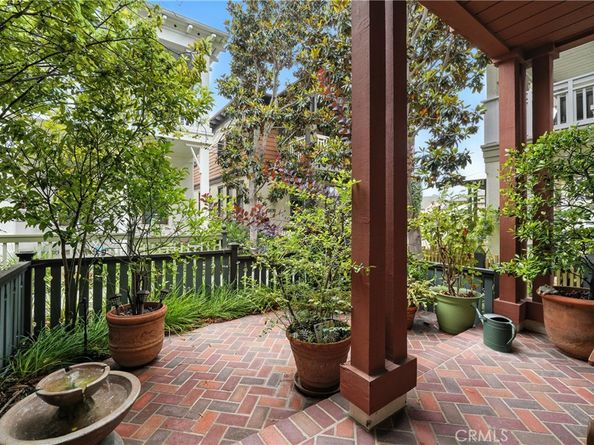 2616 BUNGALOW Place, Corona Del Mar CA 92625