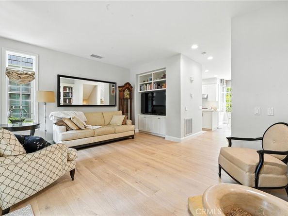 2616 BUNGALOW Place, Corona Del Mar CA 92625