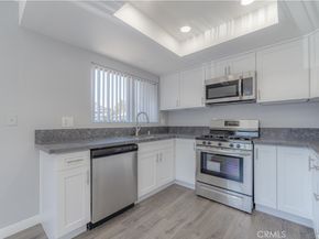 2726 W Orion Avenue, Santa Ana CA 92704