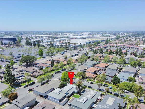 2726 W Orion Avenue, Santa Ana CA 92704