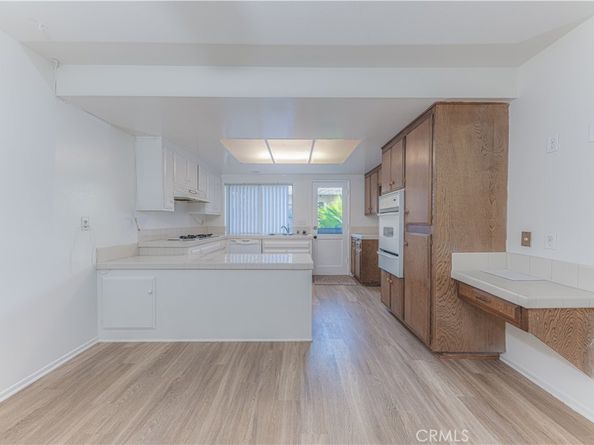 2726 W Orion Avenue, Santa Ana CA 92704