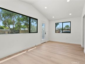 1001 E Saint Andrew Place, Santa Ana CA 92707